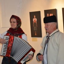 vernisaz-vystavy-poznaj-svoj-kroj